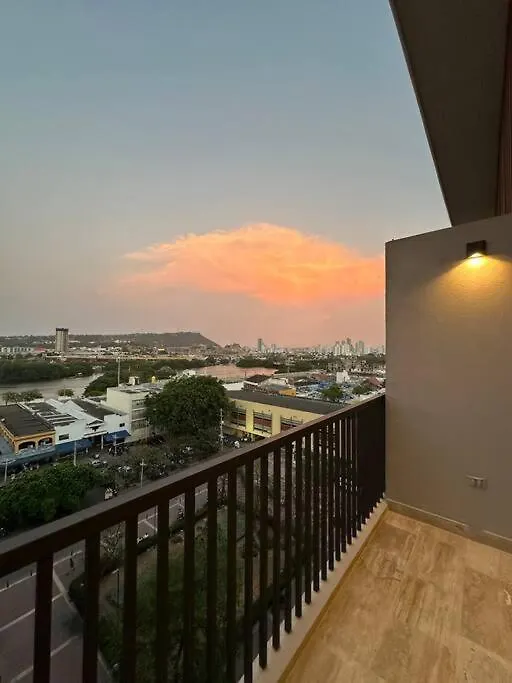 Cartagena Apartamento Duplex Centro Historico דירה